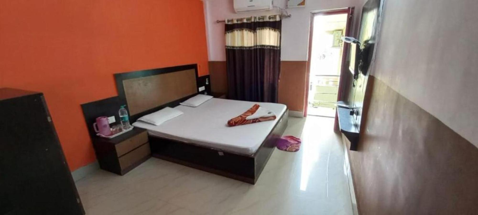 Hotel Samrat Palace Near Puri Sea Beach Best Choice Of Travellers By Morservices Exterior foto