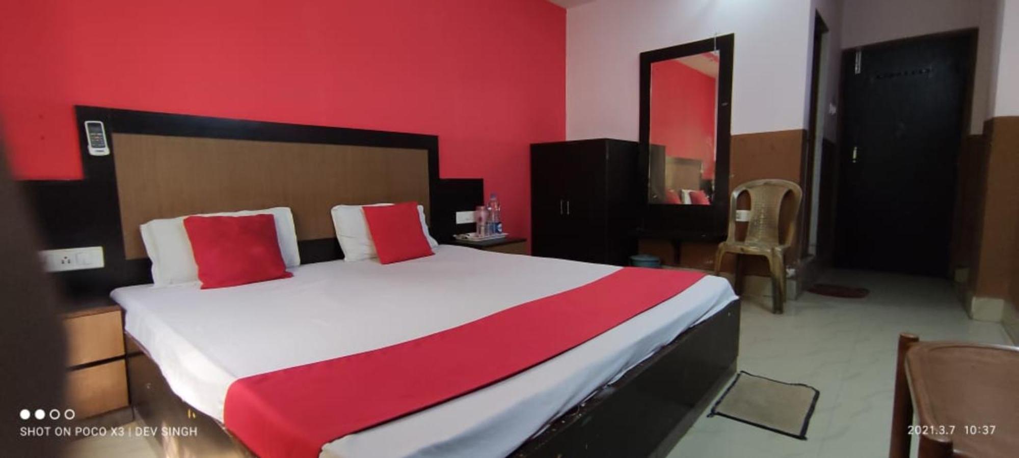 Hotel Samrat Palace Near Puri Sea Beach Best Choice Of Travellers By Morservices Exterior foto